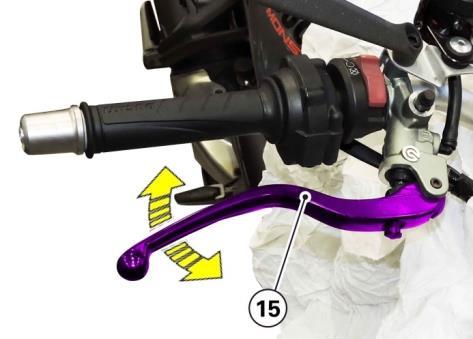 front brake lever (15)
