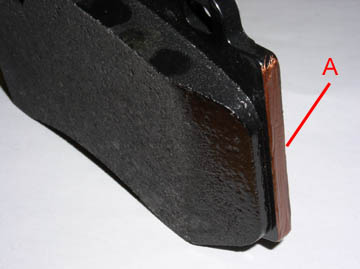 Apply brake pad paste (part no. A001 989 87 51)